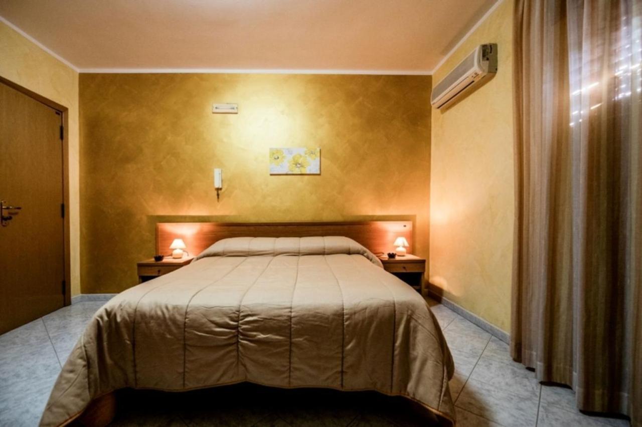 Hotel Venere Villaricca Kültér fotó